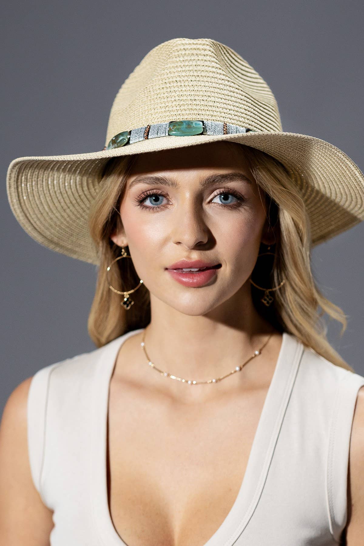 Turquoise Beaded Band Straw Sun Hat: WHITE(WH)
